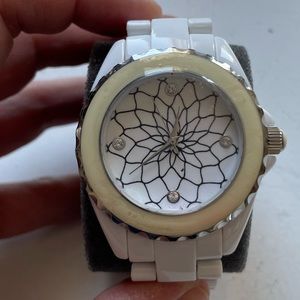 Metropolitan Museum of Modern Art Watch. Geometric Floral White Watch